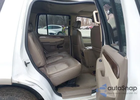 2005 Ford Explorer Eddie Bauer из США, поврежденный, VIN 1FMZU74K45ZA29113